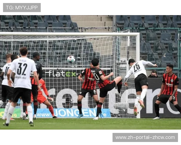 门兴格拉德巴赫4-0大胜奥格斯堡，终结客场连败颓势